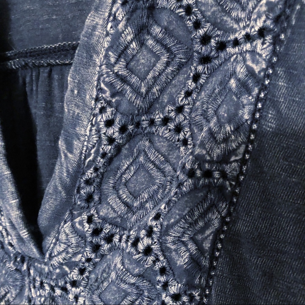 COPY - Lucky Brand Women’s Slate Blue Top - Picture 5 of 6